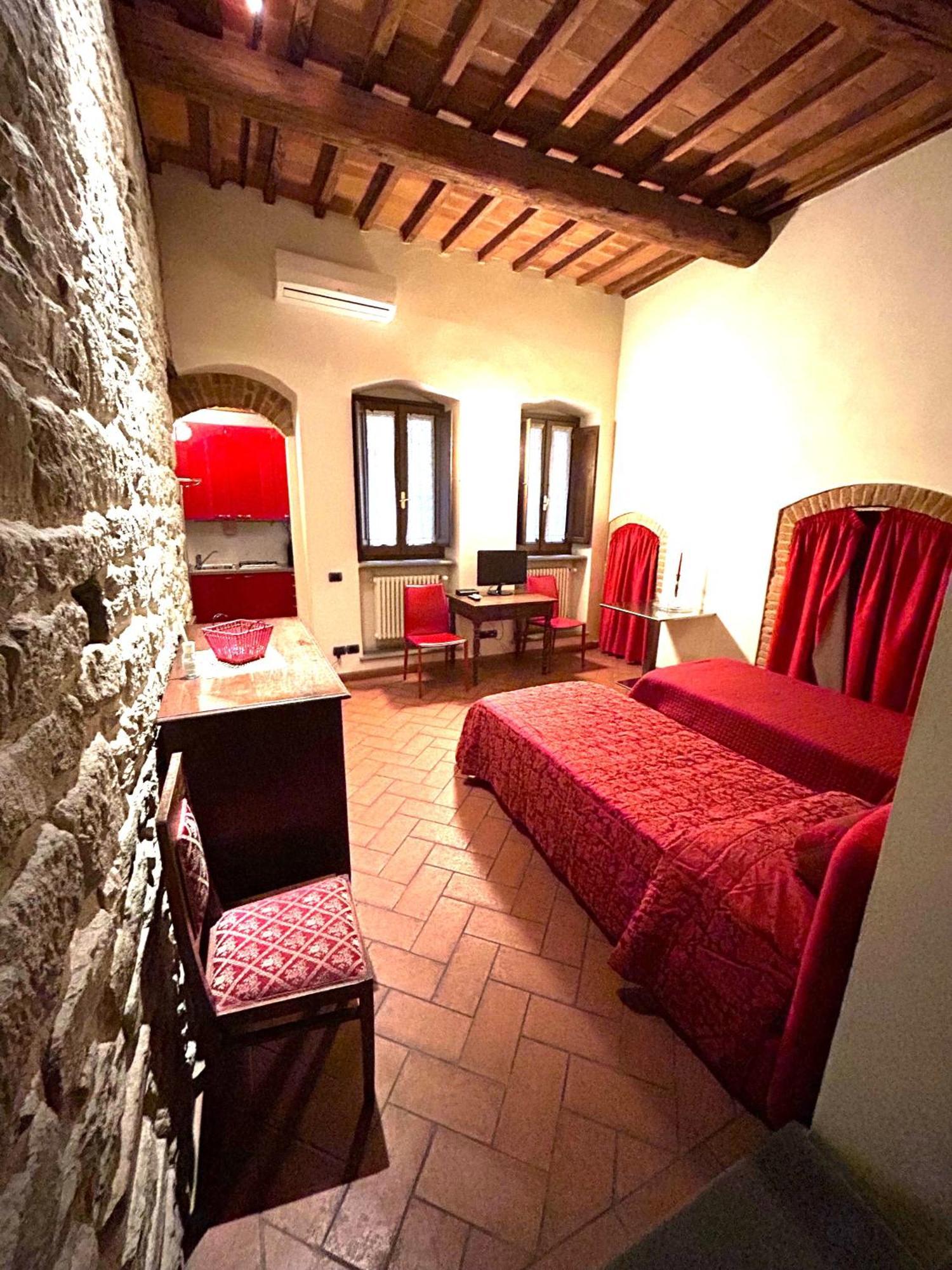 La Corte Del Re Suite & Rooms Arezzo Exterior photo
