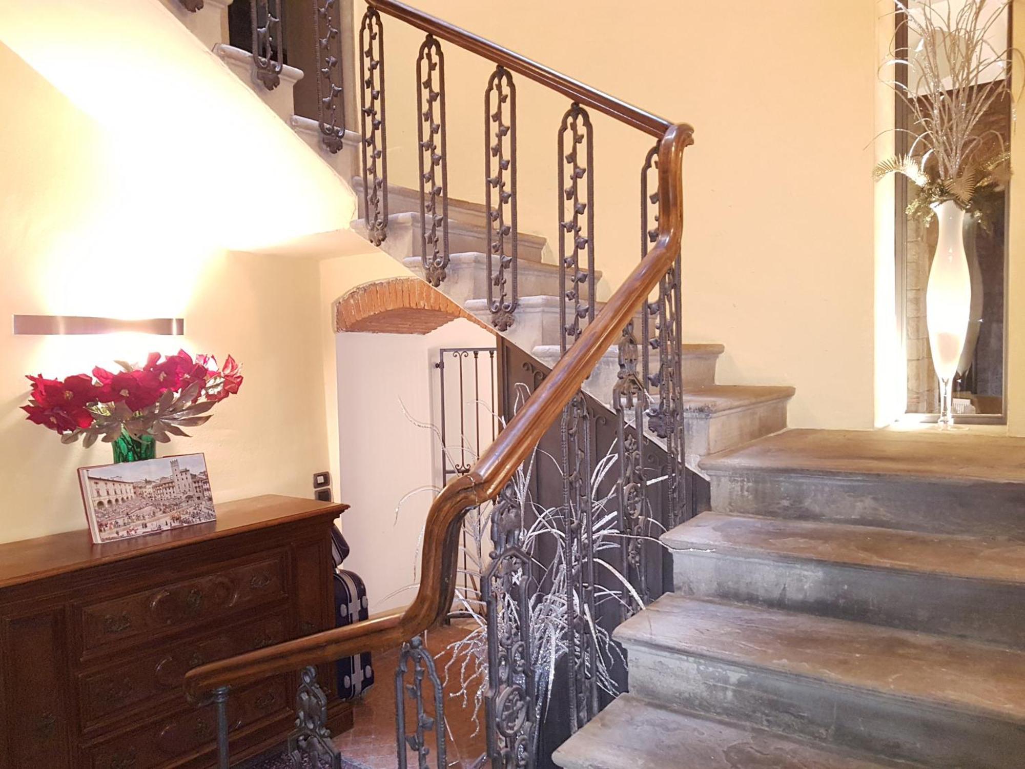 La Corte Del Re Suite & Rooms Arezzo Exterior photo